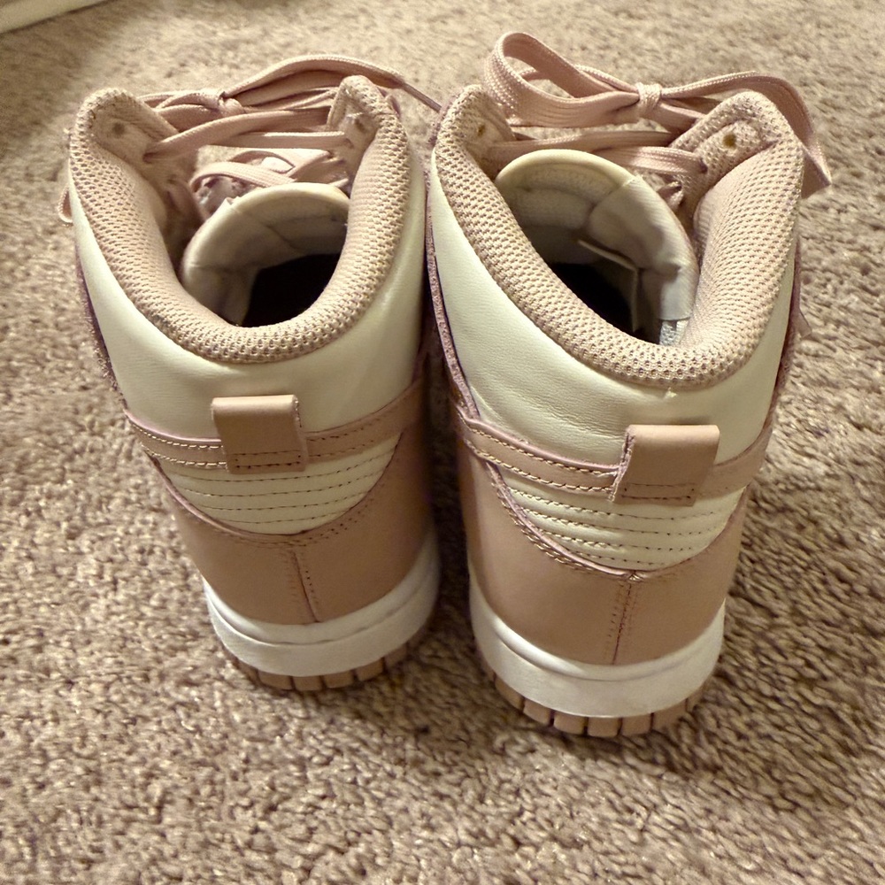 Nike Dunk High top sneakers in the "Pink Oxford" size 38 GUC - Picture 14 of 15